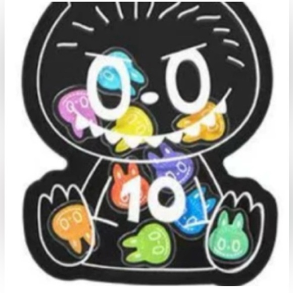 The Monsters 10th Anniversary {EXCLUSIVE EDITION} - Acrylic Shaker Keychain-NIB - Picture 4 of 7